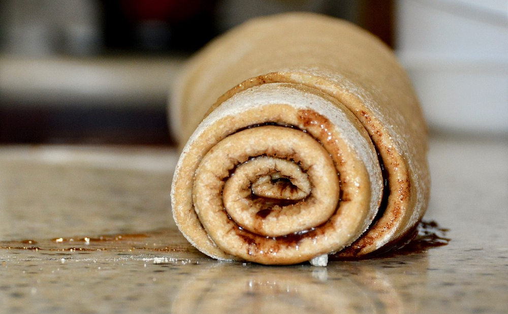 Rolling Cinnamon Rolls: A Delicious Treat for Every Occasion: Plus a Magnificent Recipe