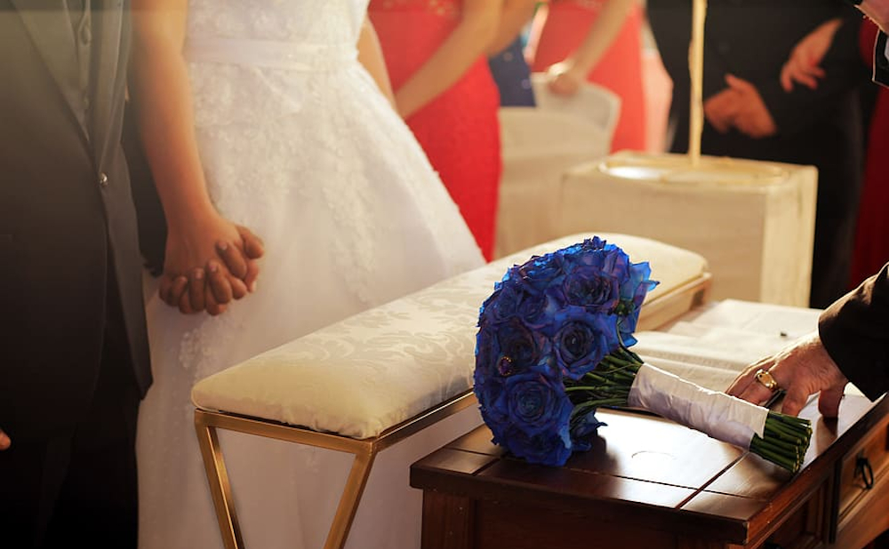Crashing a Wedding: What you Should and Should Not Do