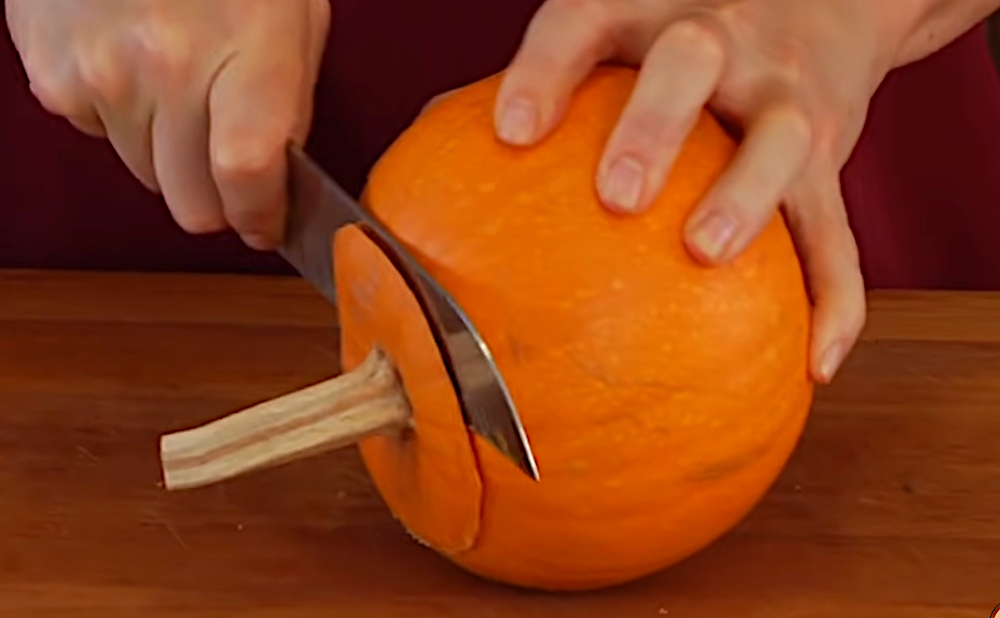The Perfect Homemade Pumpkin Pie Recipe: Making Your Own Pumpkin Puree